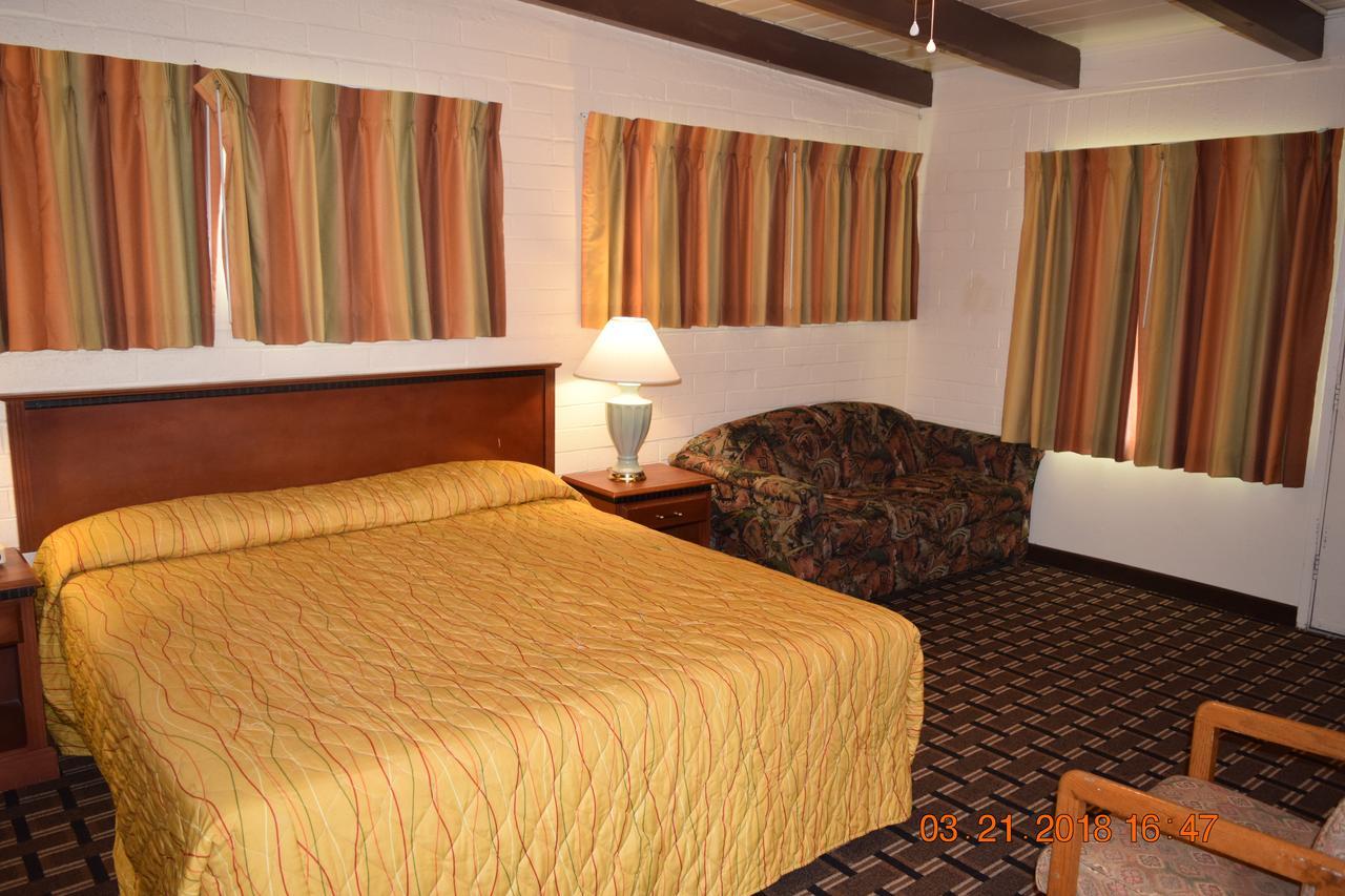 Stanlunds Inn And Suites Borrego Springs Kültér fotó